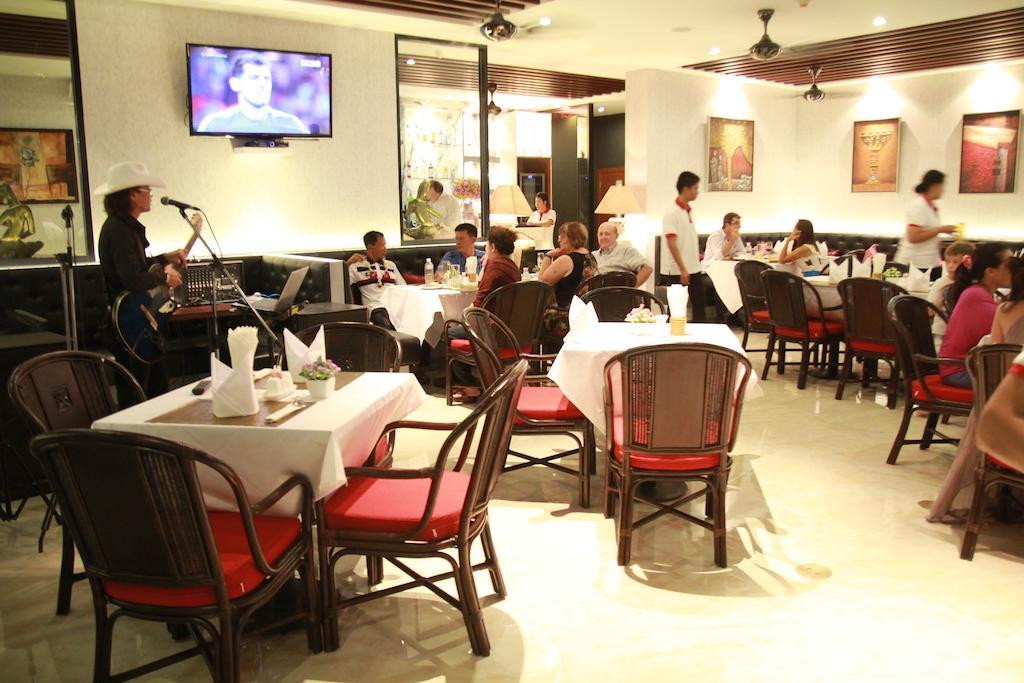 Hemingways Silk Hotel Patong Екстер'єр фото