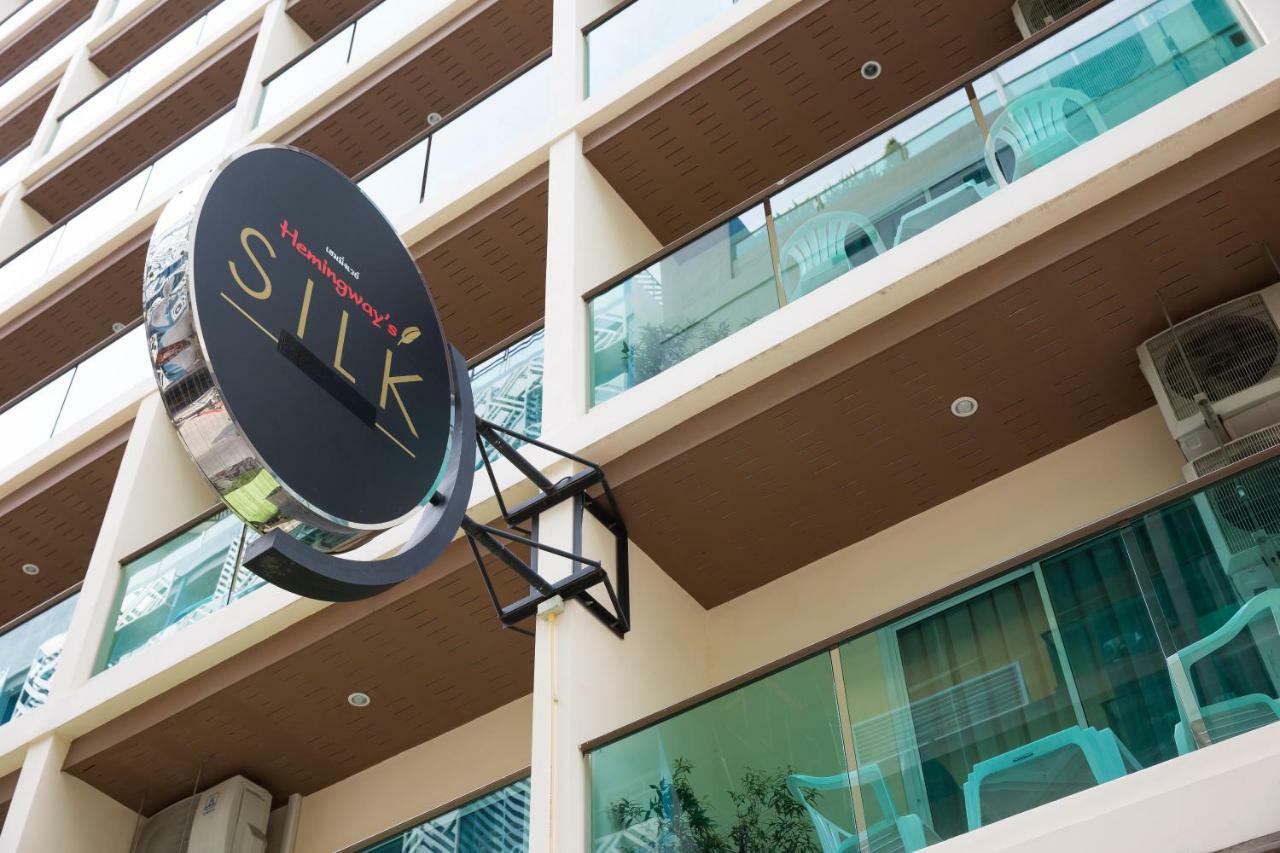 Hemingways Silk Hotel Patong Екстер'єр фото