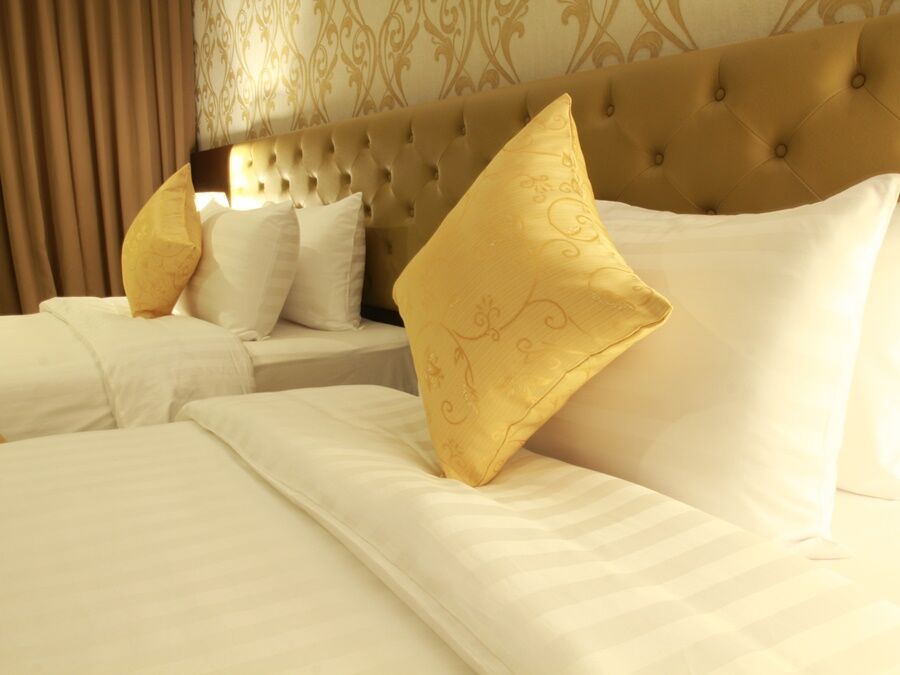 Hemingways Silk Hotel Patong Екстер'єр фото