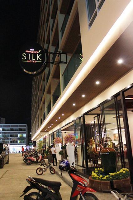 Hemingways Silk Hotel Patong Екстер'єр фото